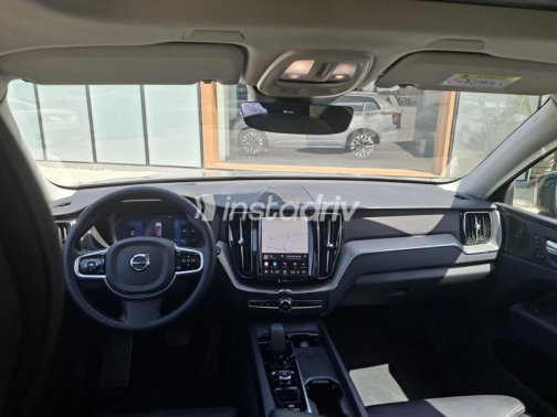 فولفو XC60 2025 فضي أوتوماتيك مستعملة للبيع في القاهرة الكبرى ( القاهرة - الجيزة) - 10