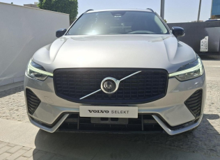 فولفو XC60 2025 فضي أوتوماتيك مستعملة للبيع في القاهرة الكبرى ( القاهرة - الجيزة)