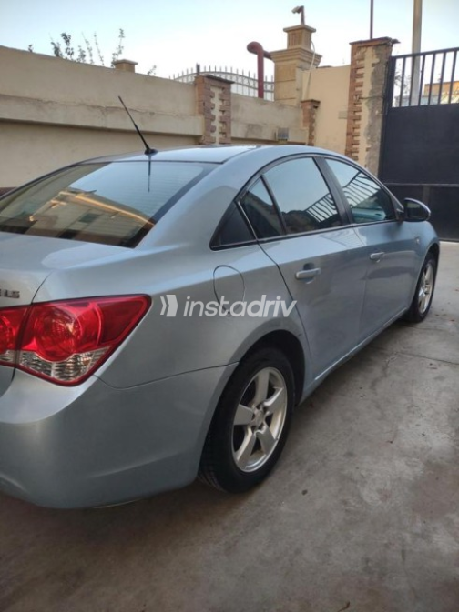 Chevrolet Cruze 2010 Blue Automatic Used for Sale in Obour City - 8