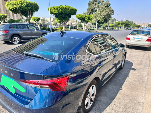 Skoda Octavia A8 2021 White Automatic Used for Sale in Greater Cairo ( Cairo + Giza) - 5
