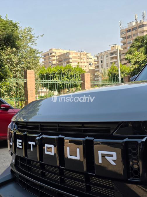 Jetour T2 2025 Gray Automatic Used for Sale in Greater Cairo ( Cairo + Giza) - 6