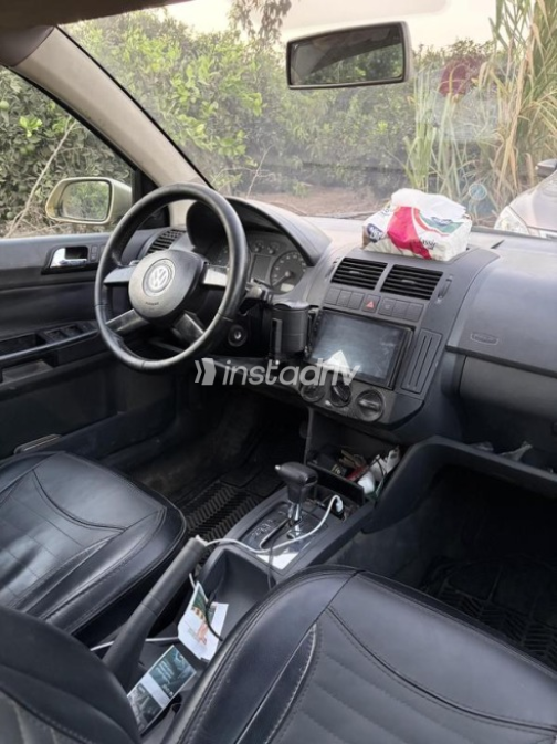 Volkswagen Polo 2003 Gold Automatic Used for Sale in Tanta - 10