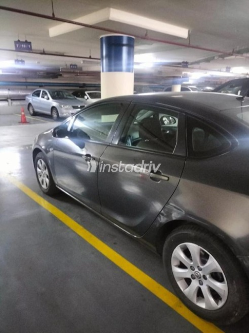 Opel Astra 2014 Dark Gray Automatic Used for Sale in Alexandria - 3