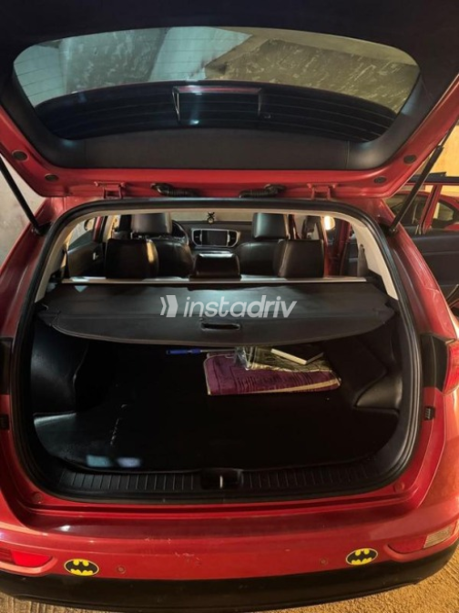 Kia Sportage 2018 Red Automatic Used for Sale in Al Shorouk - 4