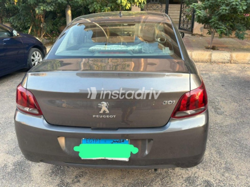 Peugeot 301 2022 Dark Gray Automatic Used for Sale in Cairo - 5