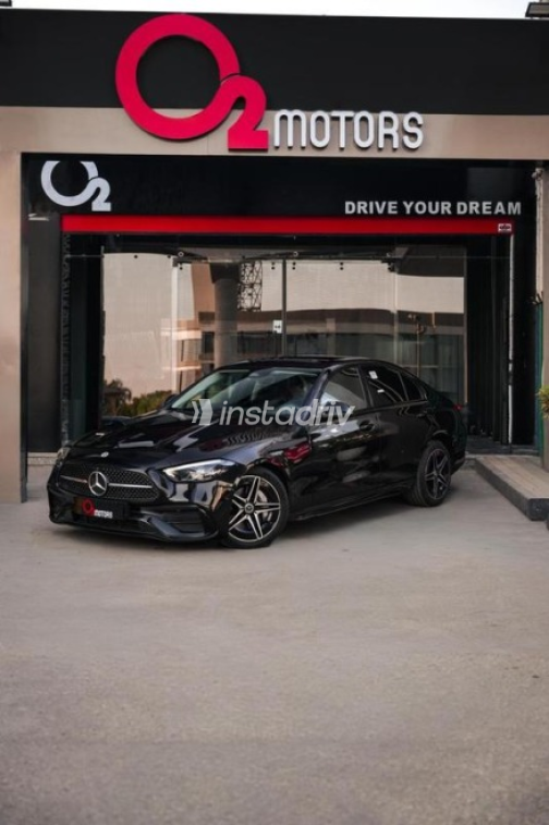 Mercedes C 180 2024 Black Automatic Used for Sale in Cairo - 2