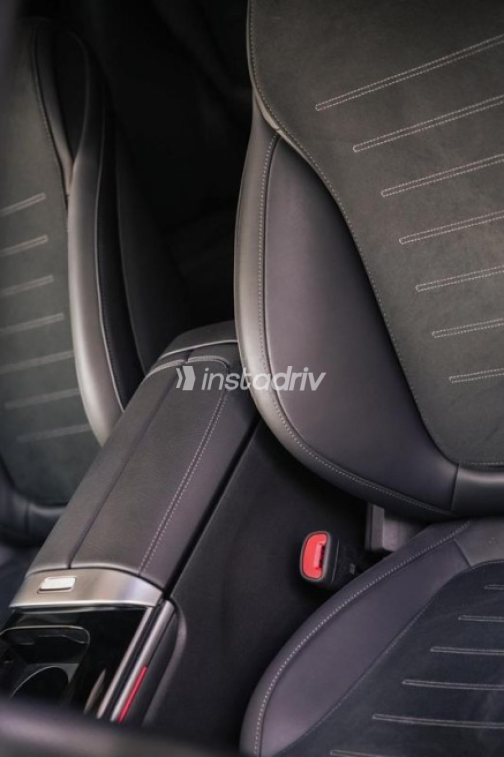 Mercedes C 180 2024 Black Automatic Used for Sale in Cairo - 7