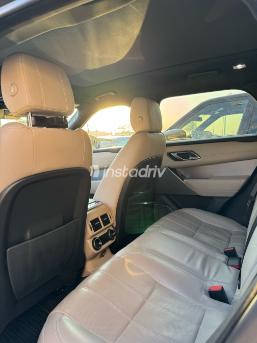 Land Rover Range Rover 2021 Gray Automatic Used for Sale in Greater Cairo ( Cairo + Giza) - 5