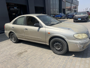 Nissan Sunny 2006 Gold Manual Used for Sale in Cairo