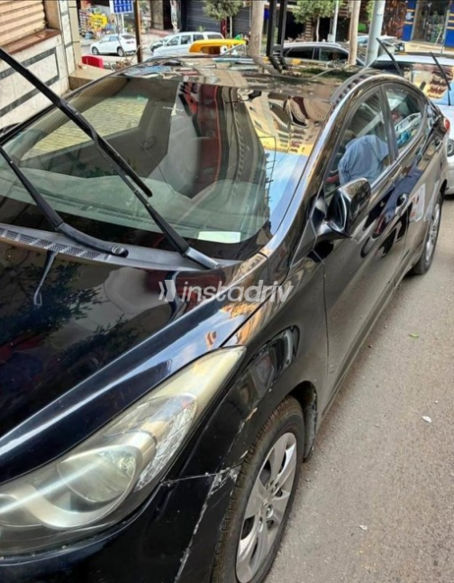 هيونداي إلنترا ام دى 2014 أسود أوتوماتيك مستعملة للبيع في الإسكندرية - 5