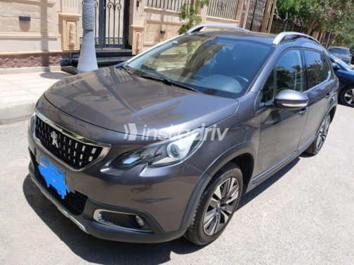 Peugeot 2008 2020 Gray Automatic Used for Sale in Maadi - 3