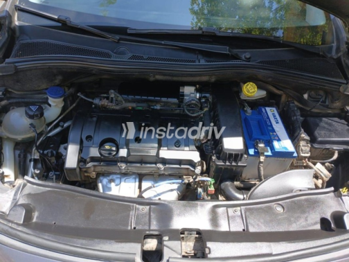 Peugeot 2008 2020 Gray Automatic Used for Sale in Maadi - 9