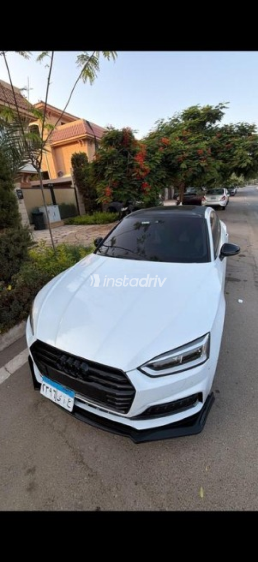 اودي A5 2019 أبيض أوتوماتيك مستعملة للبيع في مدينتى - 9