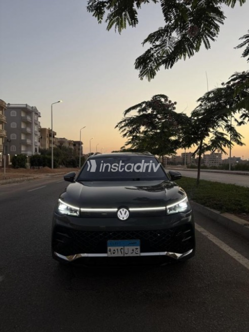 Volkswagen Tiguan 2025 Bronze Automatic Used for Sale in 10th of Ramadan - 2