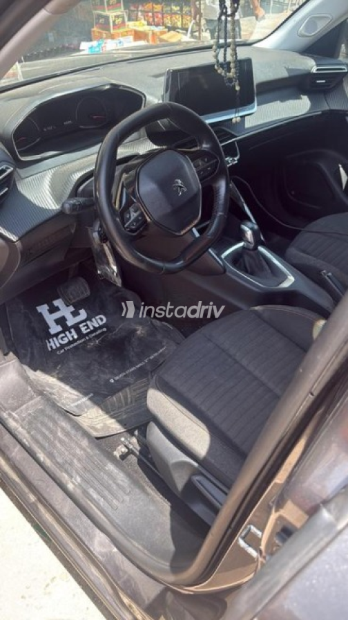 Peugeot 2008 2021 Dark Gray Automatic Used for Sale in Cairo - 3