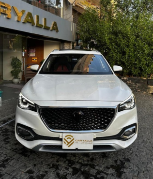 MG HS 2022 White Automatic Used for Sale in Nasr city