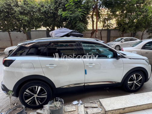 بيجو 3008 2021 ذهبي أوتوماتيك مستعملة للبيع في الفيوم - 2