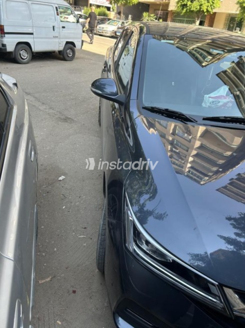 Chevrolet Optra 2027 White Automatic Used for Sale in Cairo - 4
