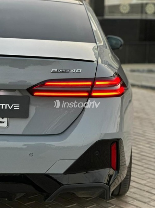 BMW I5 2025 Gray Automatic Used for Sale in Cairo - 9