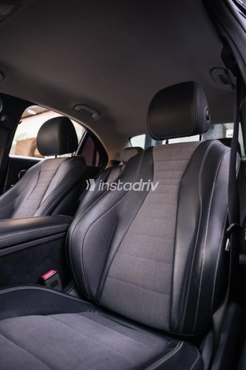 Mercedes E 350 2017 Black Automatic Used for Sale in Cairo - 6