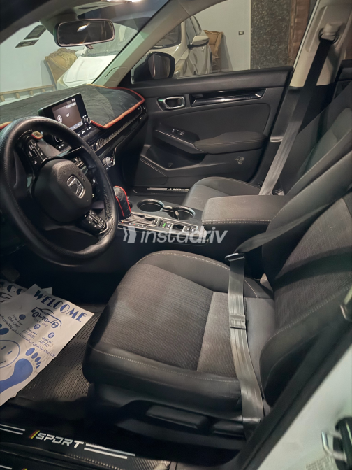 Honda Civic 2023 White Automatic Used for Sale in Greater Cairo ( Cairo + Giza) - 8
