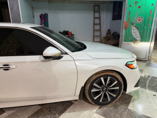 Honda Civic 2023 White Automatic Used for Sale in Greater Cairo ( Cairo + Giza)