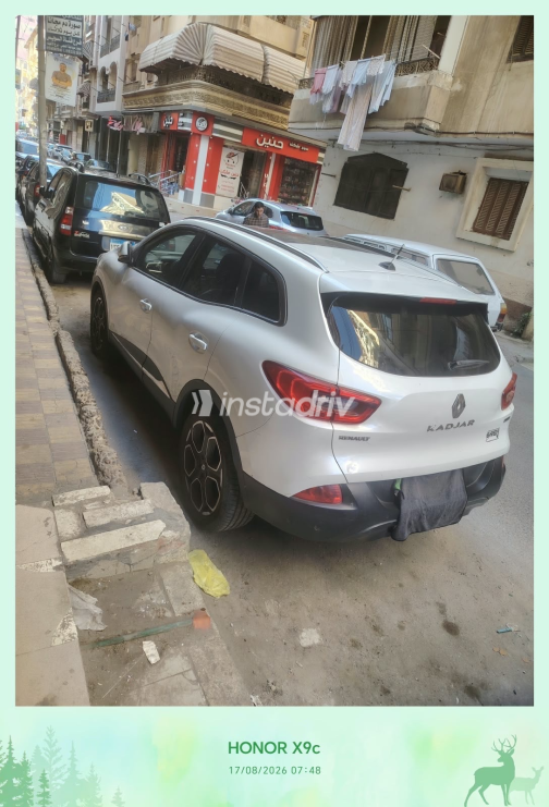 Renault Kadjar 2018 White Automatic Used for Sale in Greater Cairo ( Cairo + Giza) - 7