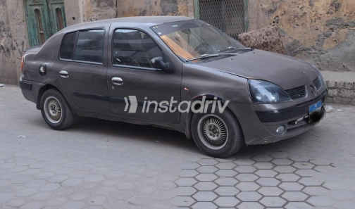 Renault Clio 2002 Silver Manual Used for Sale in Giza - 4