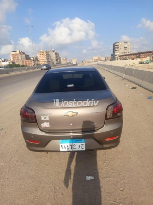 شيفروليه أوبترا 2018 برونزي أوتوماتيك مستعملة للبيع في الإسكندرية - 2