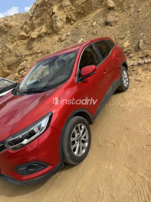 Renault Kadjar 2022 Red Automatic Used for Sale in Cairo - 4