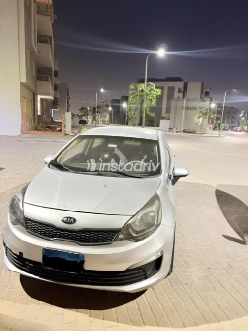 Kia Rio 2017 Silver Automatic Used for Sale in Obour City - 4