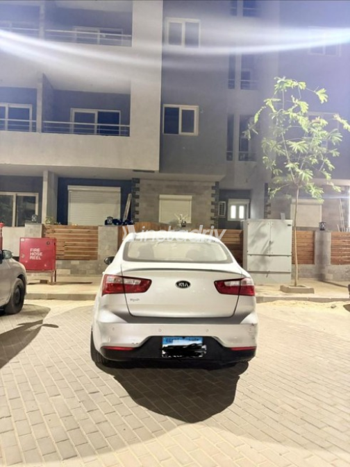 Kia Rio 2017 Silver Automatic Used for Sale in Obour City - 6