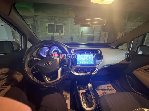 Kia Rio 2017 Silver Automatic Used for Sale in Obour City - 8