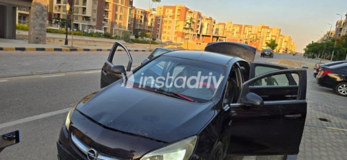 Opel Astra 2013 Brown Automatic Used for Sale in Cairo - 3
