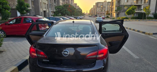 Opel Astra 2013 Brown Automatic Used for Sale in Cairo - 4
