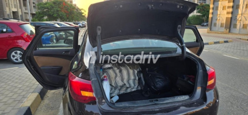 Opel Astra 2013 Brown Automatic Used for Sale in Cairo - 5