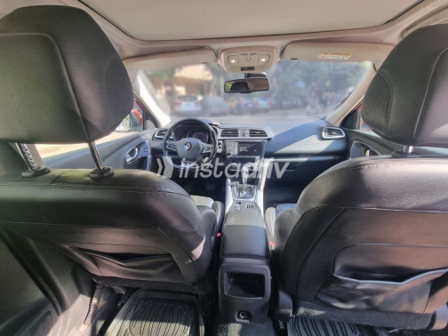 Renault Kadjar 2017 Red Automatic Used for Sale in Greater Cairo ( Cairo + Giza) - 5