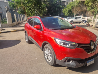 Renault Kadjar 2017 Red Automatic Used for Sale in Greater Cairo ( Cairo + Giza)