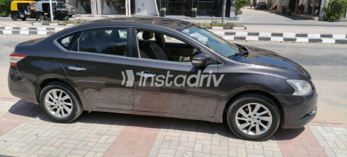 Nissan Sentra 2017 Gray Automatic Used for Sale in Greater Cairo ( Cairo + Giza) - 1