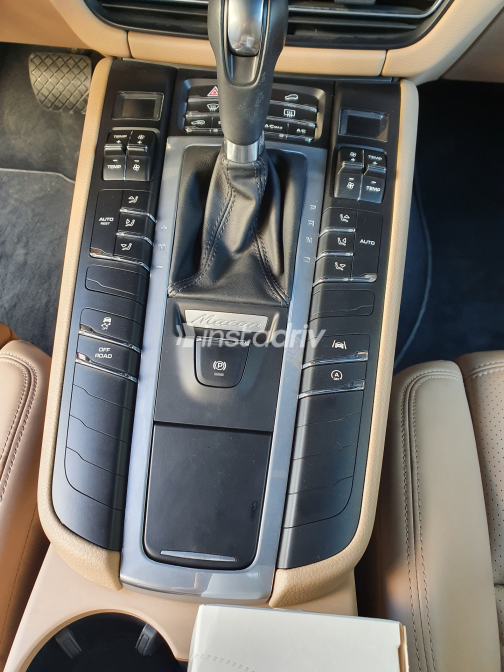 Porsche Macan 2021 Black Automatic Used for Sale in Greater Cairo ( Cairo + Giza) - 2