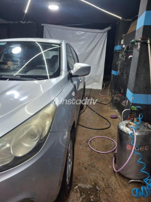 Hyundai IX 35 2013 Silver Automatic Used for Sale in Greater Cairo ( Cairo + Giza) - 3