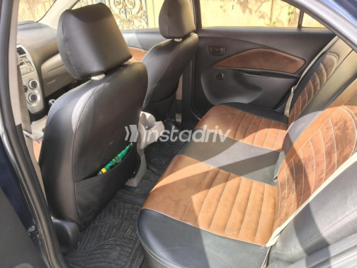Toyota Yaris 2008 Dark Blue Manual Used for Sale in Sheikh Zayed City - 5