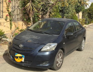 Toyota Yaris 2008 Dark Blue Manual Used for Sale in Sheikh Zayed City