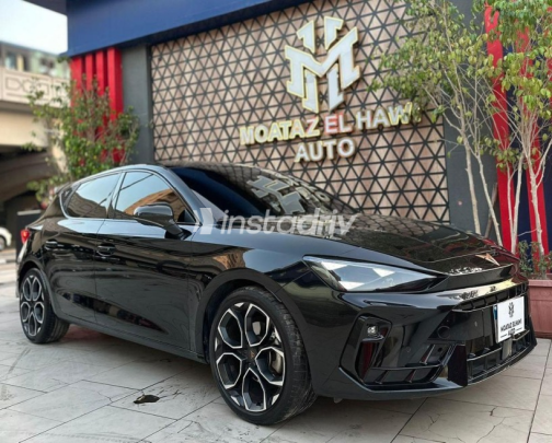 Cupra Leon 2025 Black Automatic Used for Sale in Heliopolis - 2