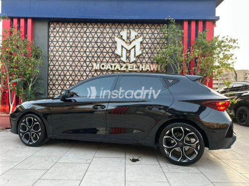 Cupra Leon 2025 Black Automatic Used for Sale in Heliopolis - 6