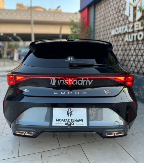 Cupra Leon 2025 Black Automatic Used for Sale in Heliopolis - 8