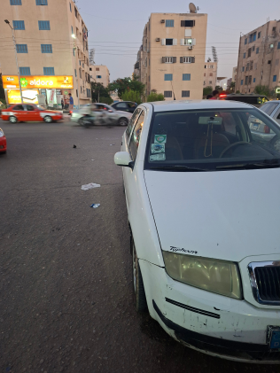سكودا فابيا 2001 أبيض يدوي مستعملة للبيع في القاهرة الكبرى ( القاهرة - الجيزة)