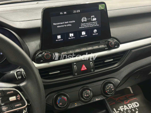 Kia Grand Cerato 2019 Gray Automatic Used for Sale in Greater Cairo ( Cairo + Giza) - 3