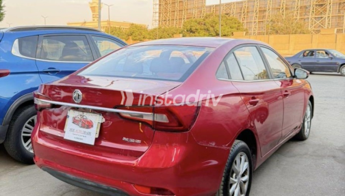 ام جى 5 2020 أحمر أوتوماتيك مستعملة للبيع في مصر الجديدة - 5