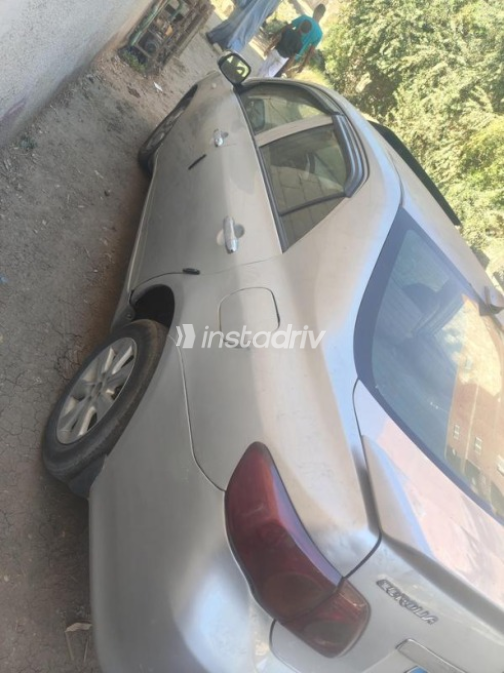 Toyota Corolla 2009 Silver Automatic Used for Sale in Faiyum - 3